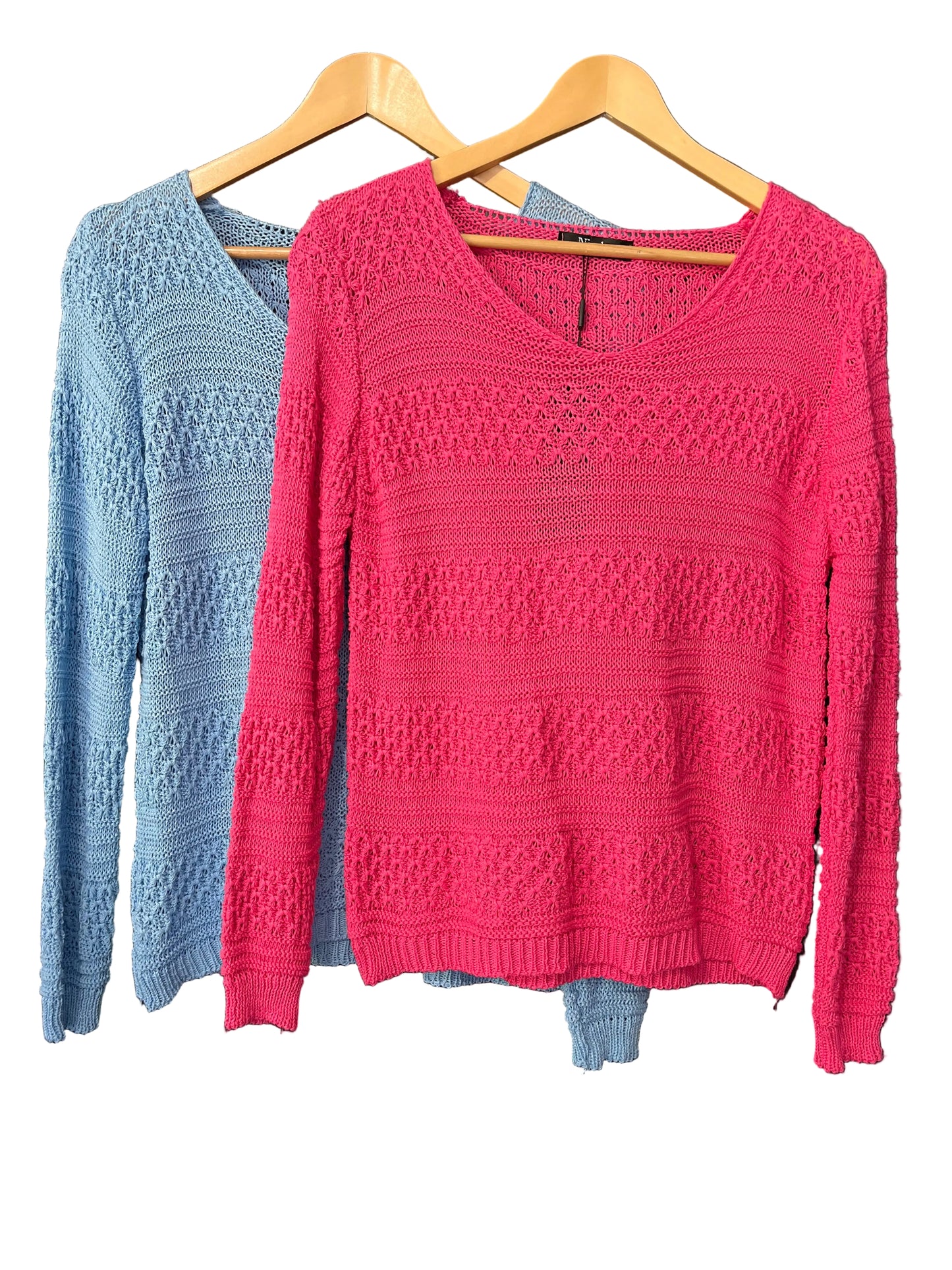 long slv V neck crochet top