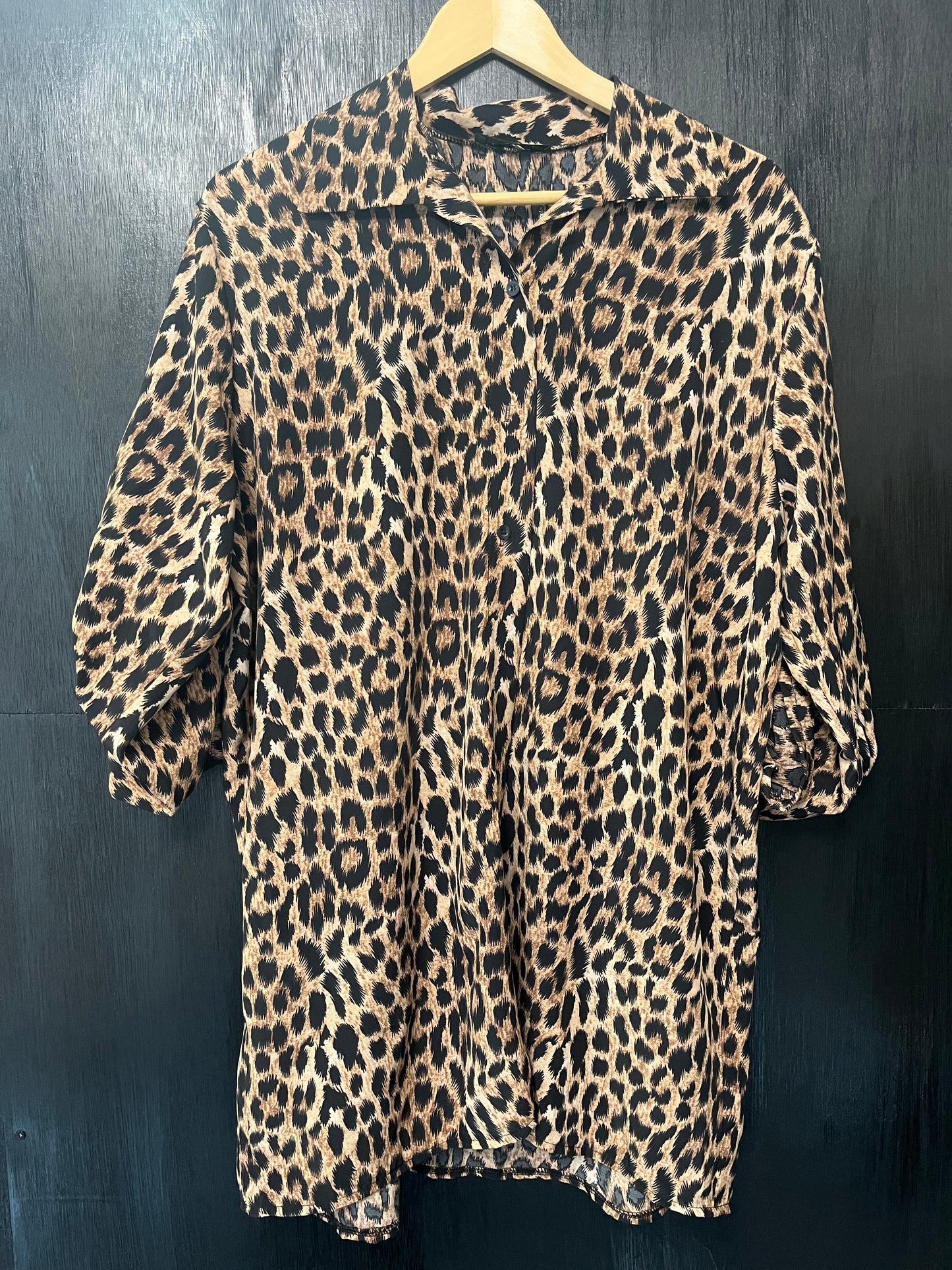 animal printed long Button shirt with button roll sleeves