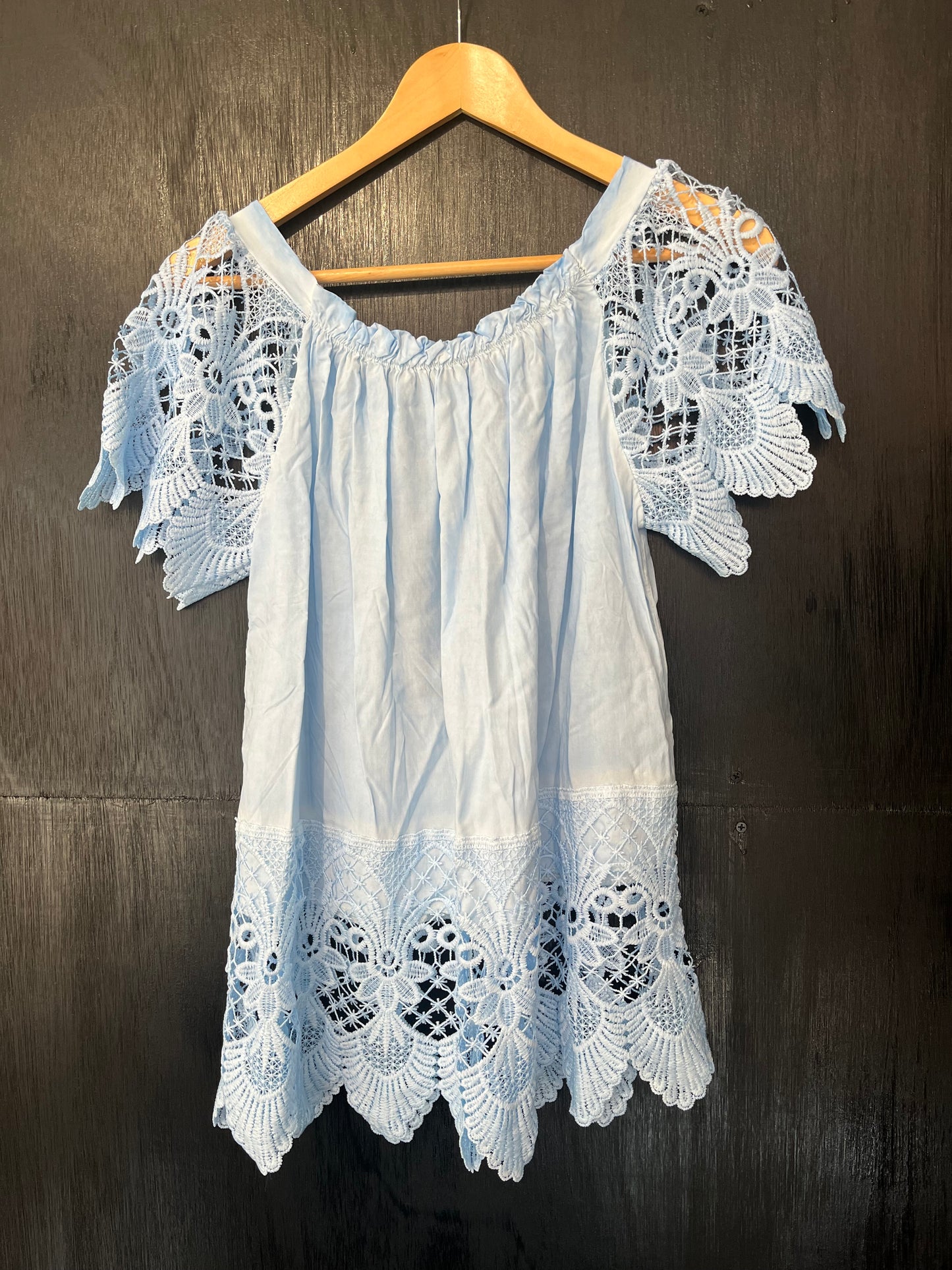 ladies Gypsy style crochet trim top