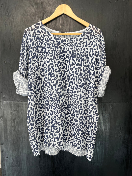 animal printed roll slv top