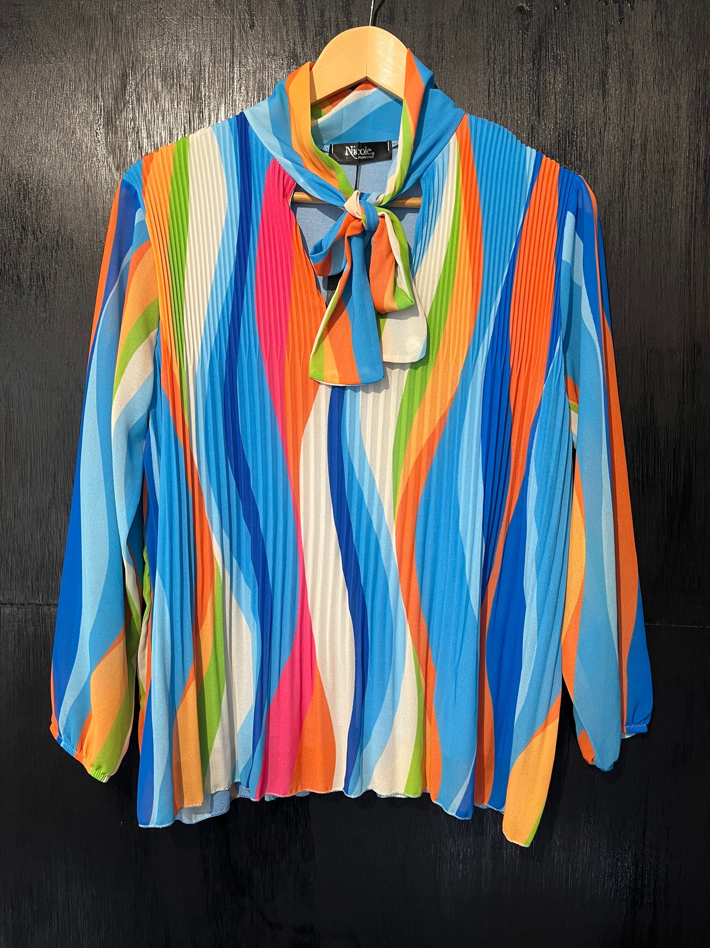 tie neck pleated front Puchi print top