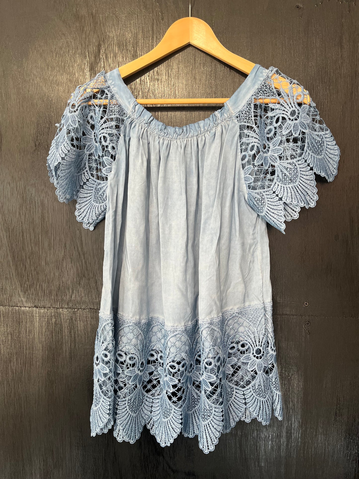 ladies Gypsy style crochet trim top