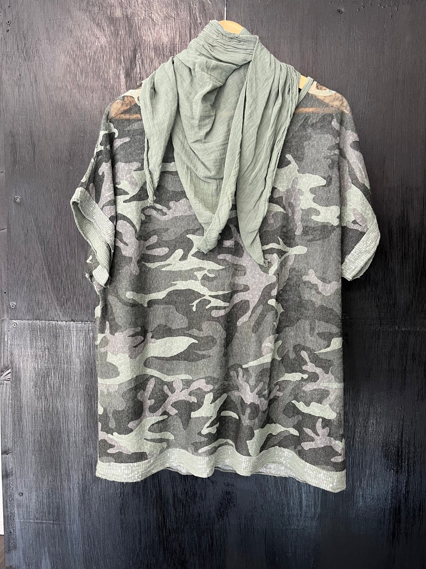 sequin cuff and hem camo print tee with matching scarf