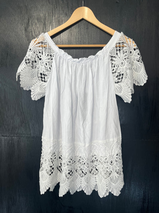 ladies Gypsy style crochet trim top