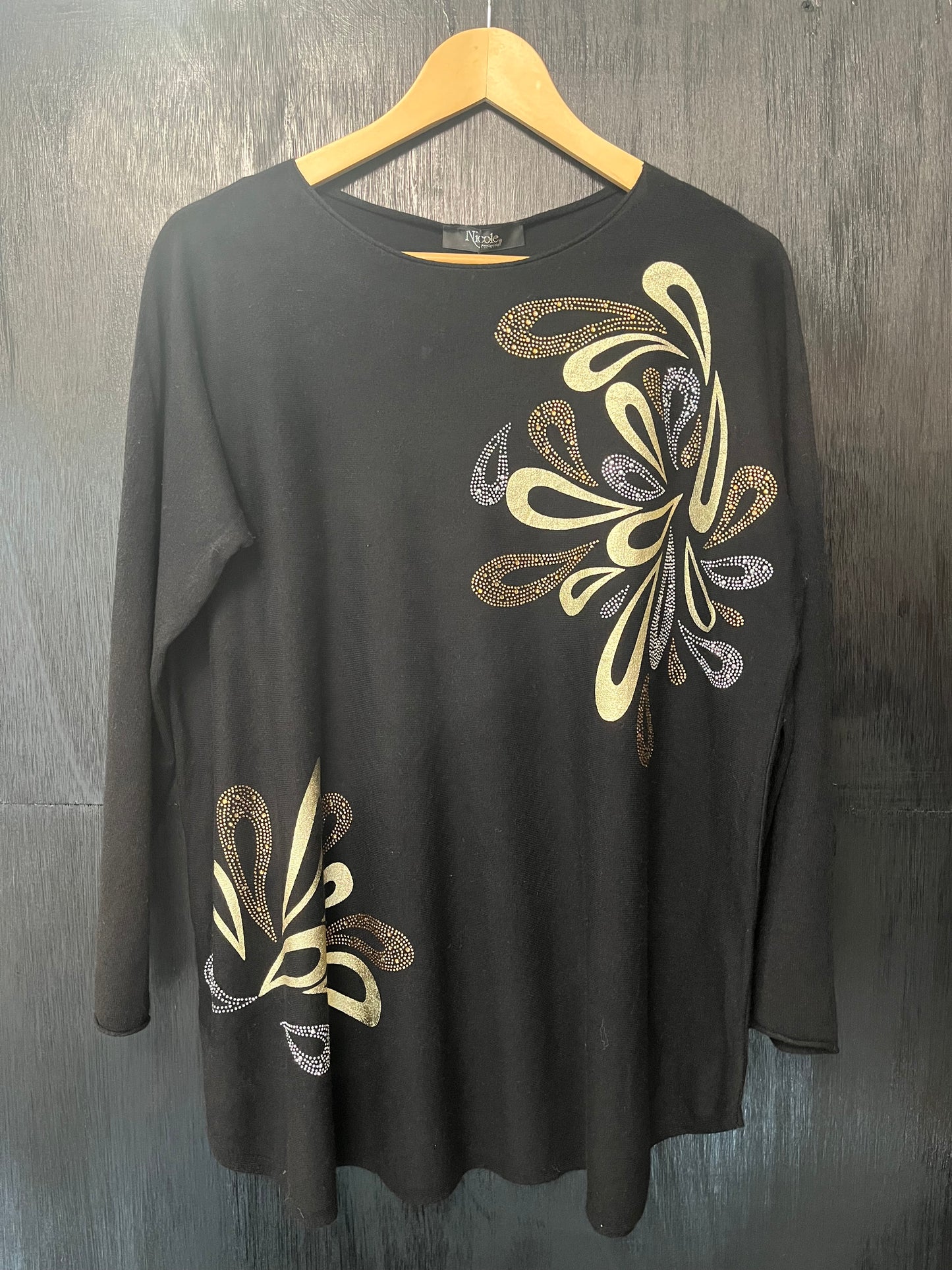 soft Knit jumper with duel floral print embellishment