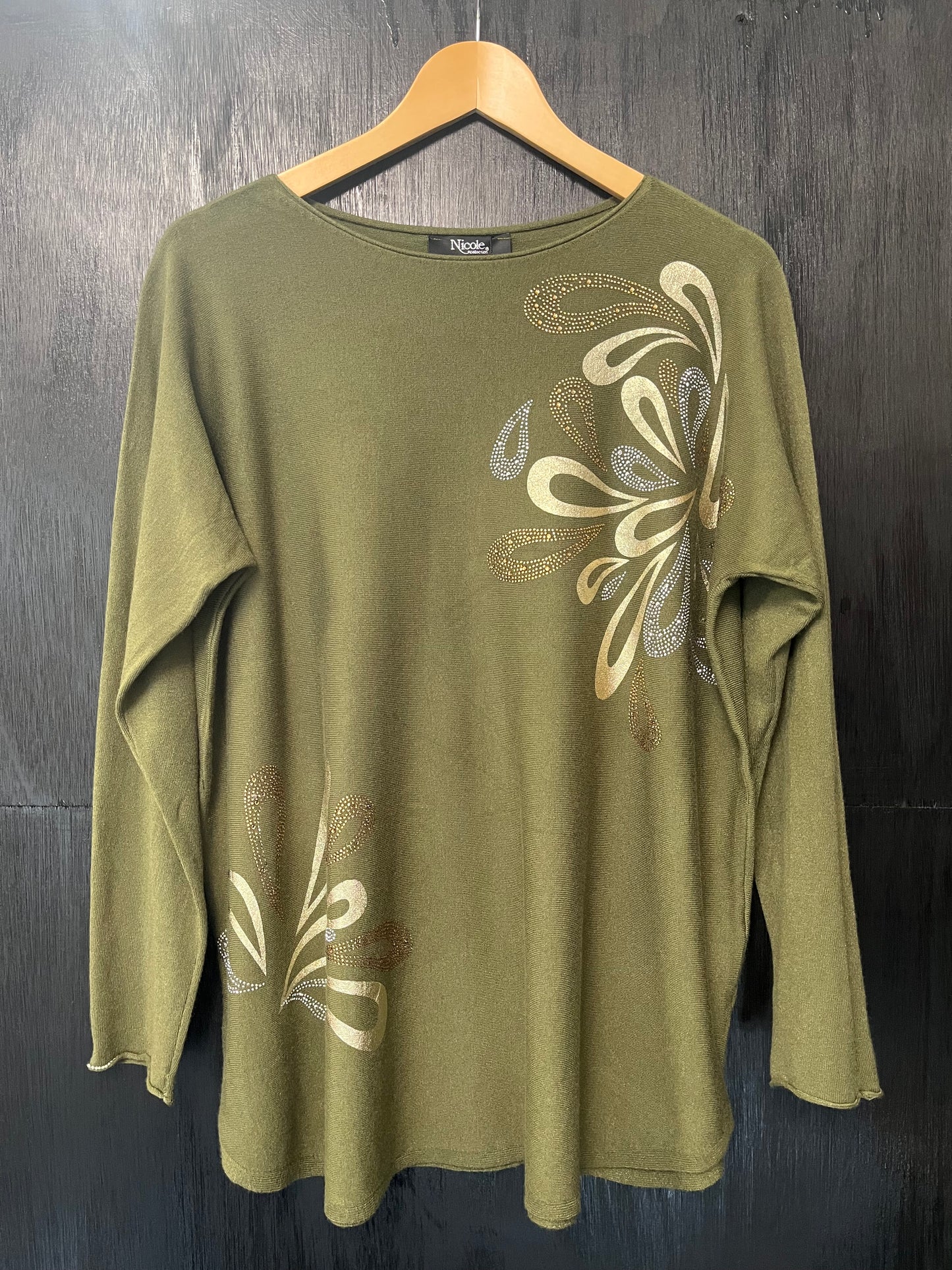 soft Knit jumper with duel floral print embellishment